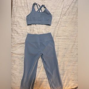 Alphalete Seamless Washed Denim color